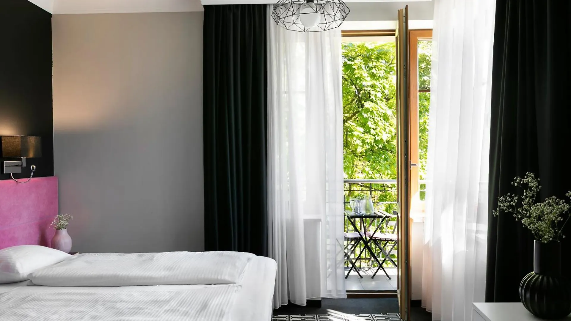 ***  Liv'Inn Aparthotel Cracovia Polonia