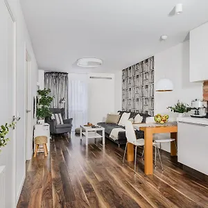 P&o City Center Apartament